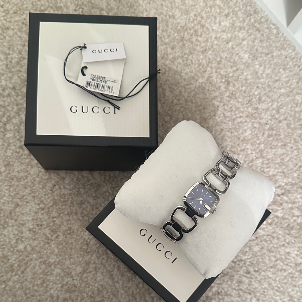 Gucci Silver and Black Bracelet Watch